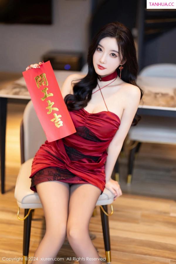 杨晨晨 sugar小甜心CC [XiuRen]高清写真图 2024.02.18 No.8103 杨晨晨Yome 丝袜美腿第8张图片